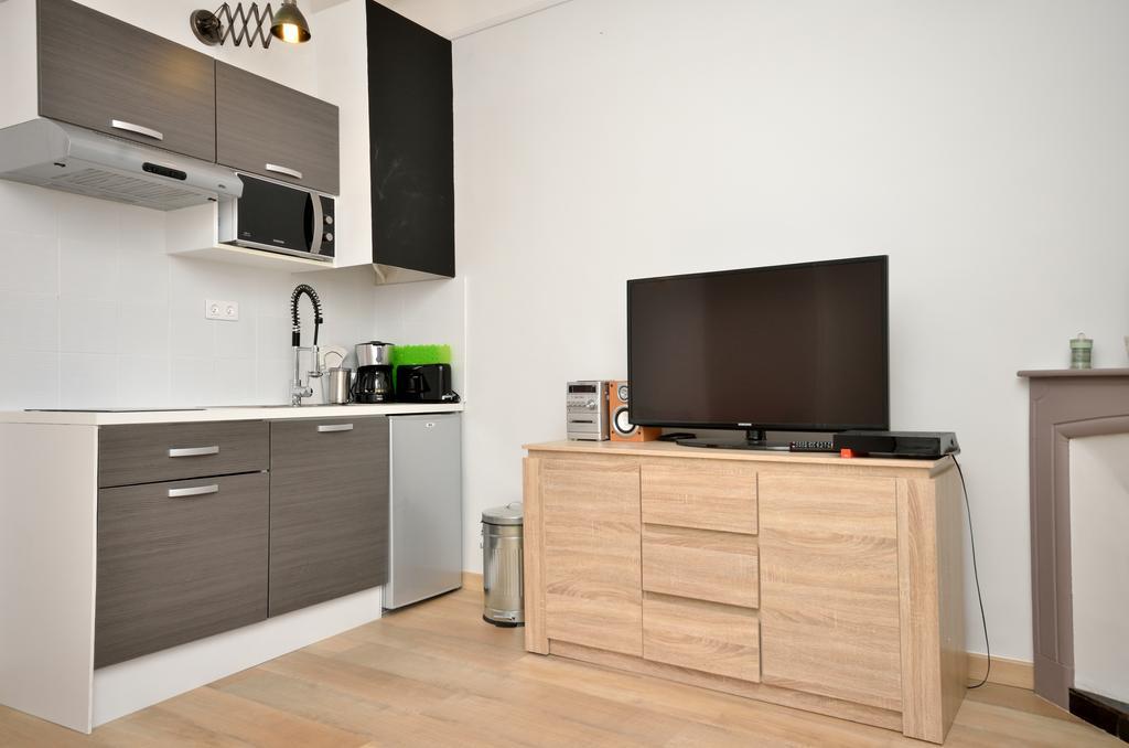 One Bedroom Apartment Palais Des Festivals Cannes Rum bild