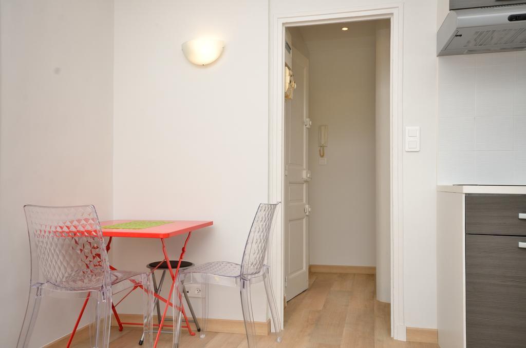 One Bedroom Apartment Palais Des Festivals Cannes Rum bild