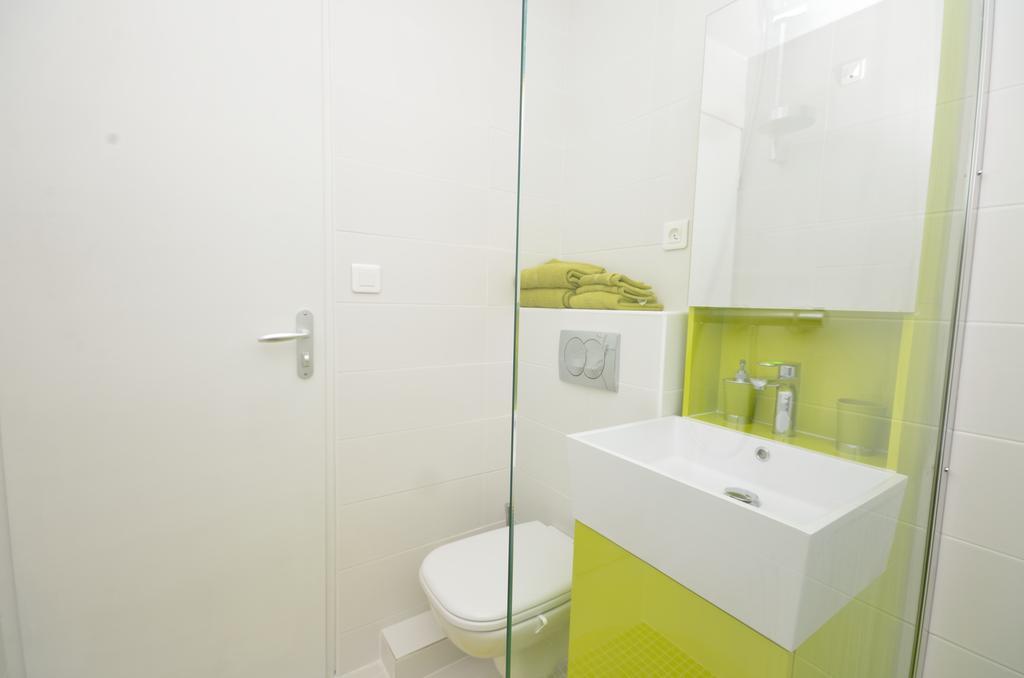 One Bedroom Apartment Palais Des Festivals Cannes Rum bild
